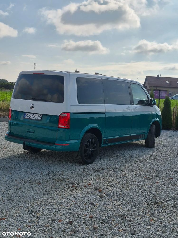 Volkswagen Caravelle - 13