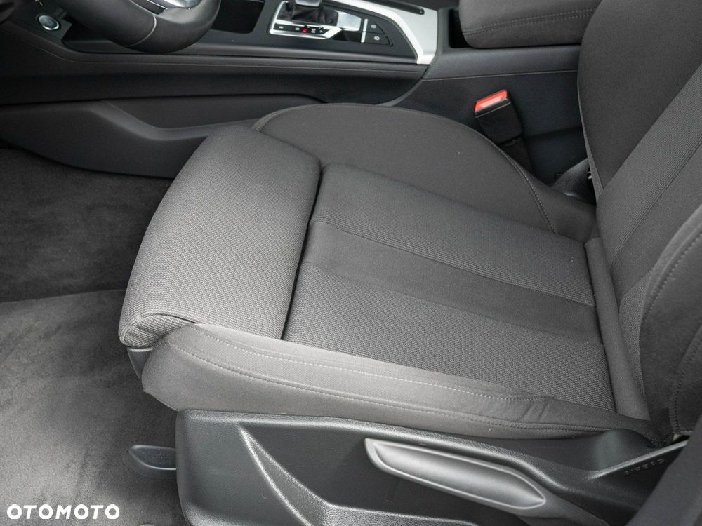 Audi A4 Avant 35 TFSI mHEV S tronic - 11