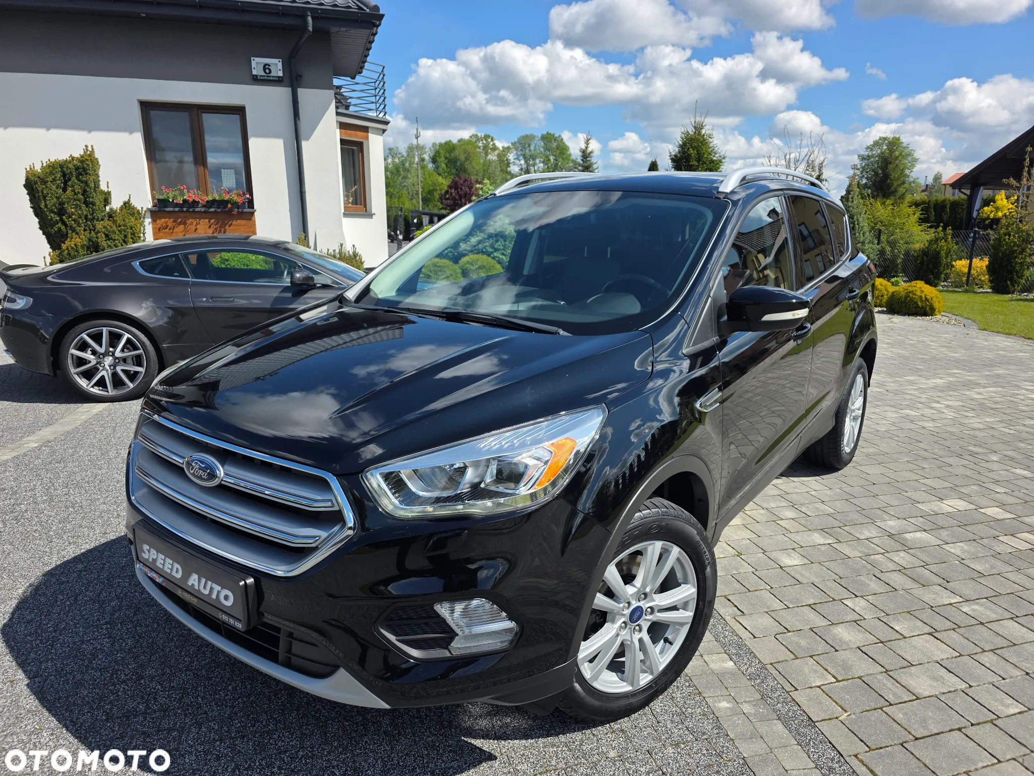 Ford Kuga 2.0 TDCi 2x4 Titanium - 9