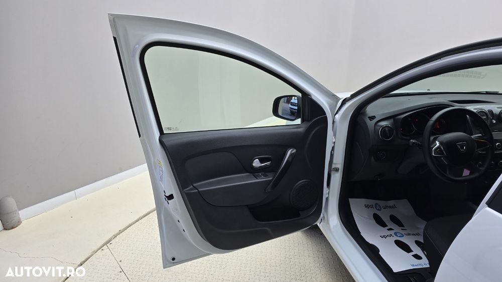 Dacia Logan 1.5 Blue dCi Laureate - 11