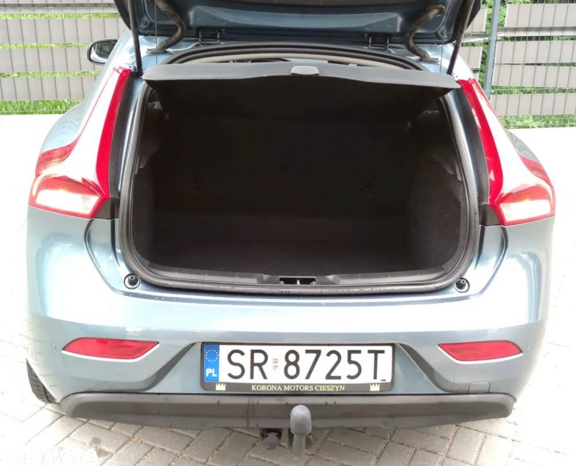 Volvo V40 D2 Momentum - 21