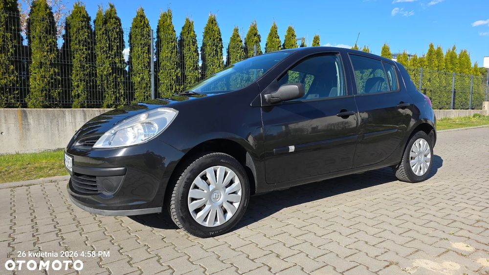 Renault Clio 1.5 dCi Authentique - 1