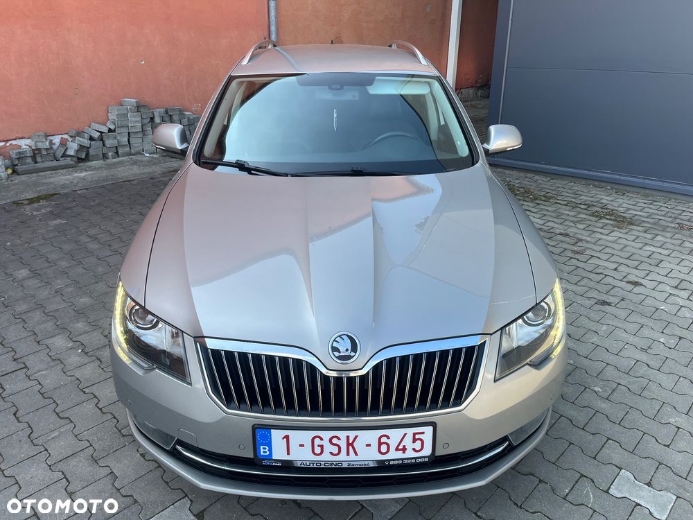 Skoda Superb 2.0 TDI Exclusive - 5