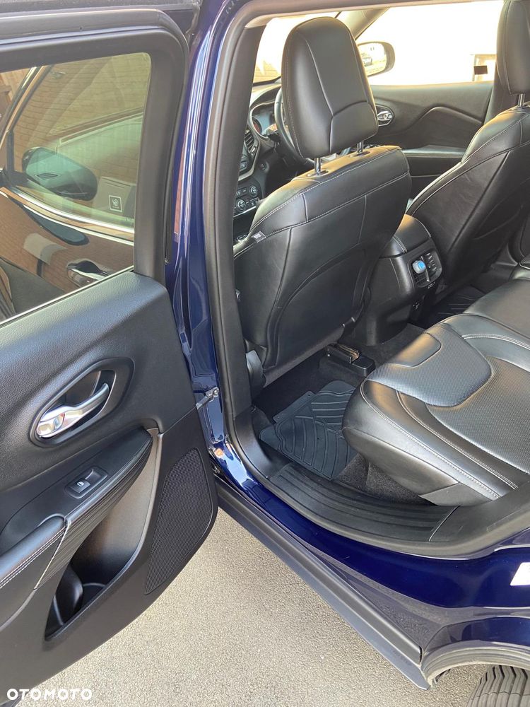 Jeep Cherokee 2.0 MJD Active Drive II Limited - 27