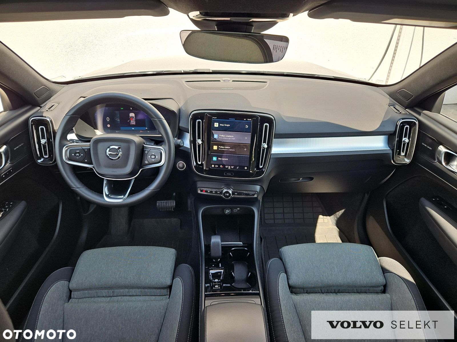 Volvo XC 40 B3 Plus Dark - 11