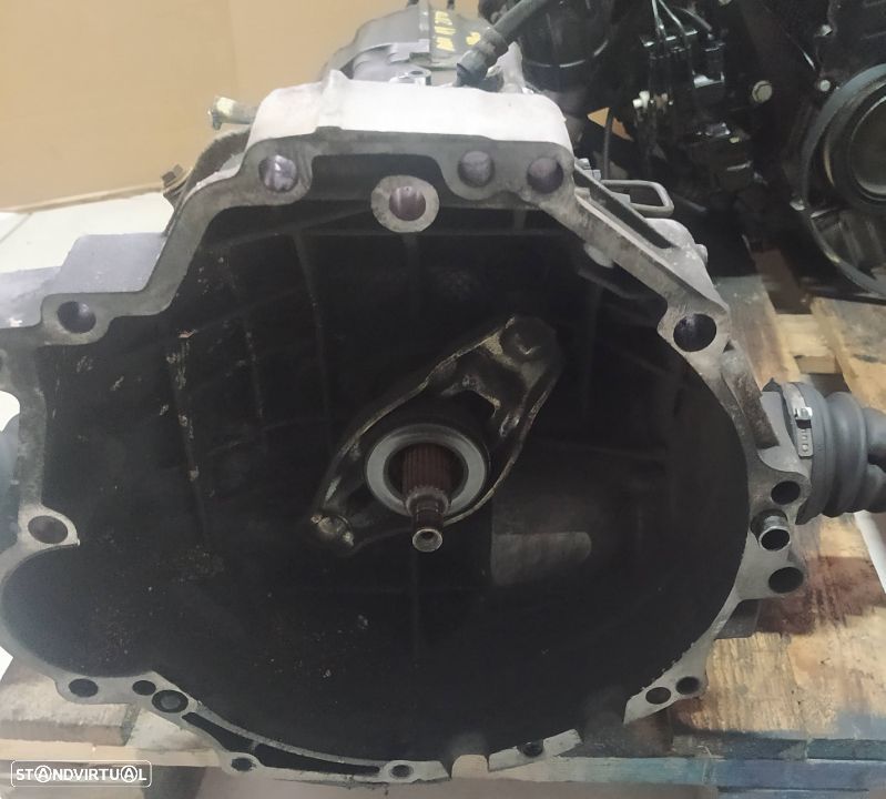 audi A4 caixa 6 velocidades 2.0TDI 140cv ref: HCF - 2