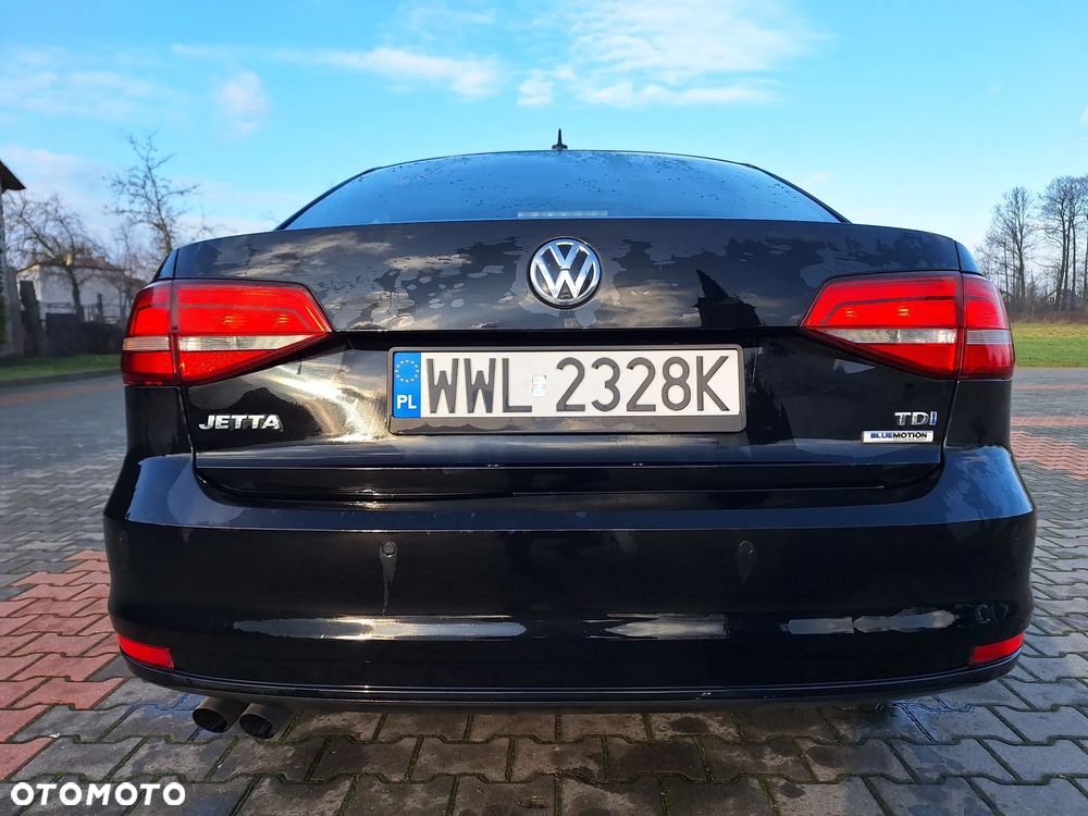 Volkswagen Jetta 2.0 TDI DPF BMT Trendline - 6