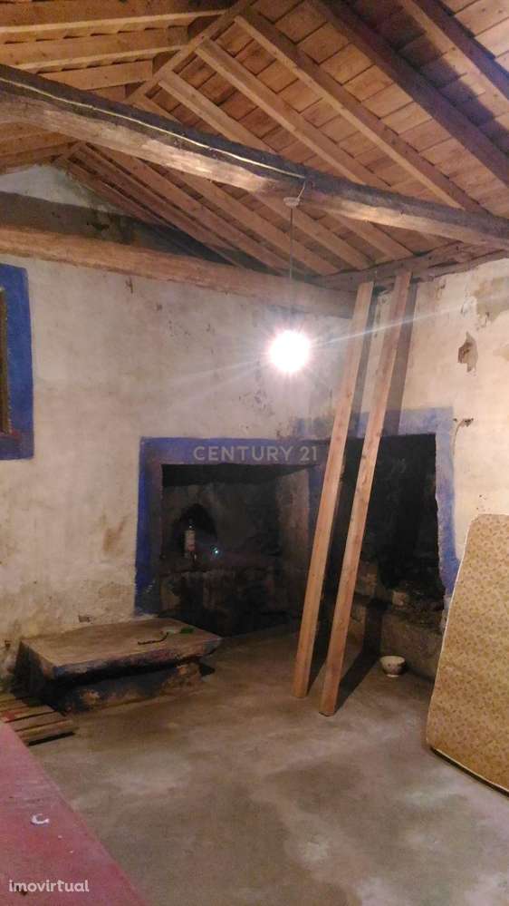 Moradia a reabilitar em zona calma na Ilha da Graciosa - Grande imagem: 5/5