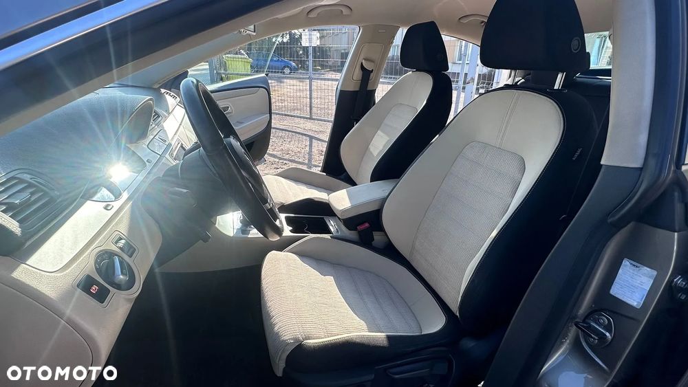 Volkswagen CC 2.0 TDI Comfortline DSG - 15
