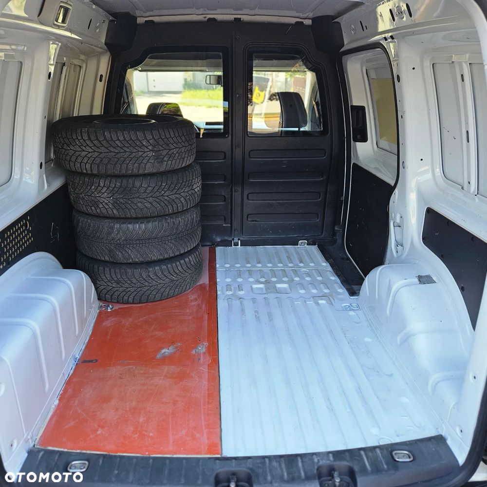 Volkswagen Caddy - 13
