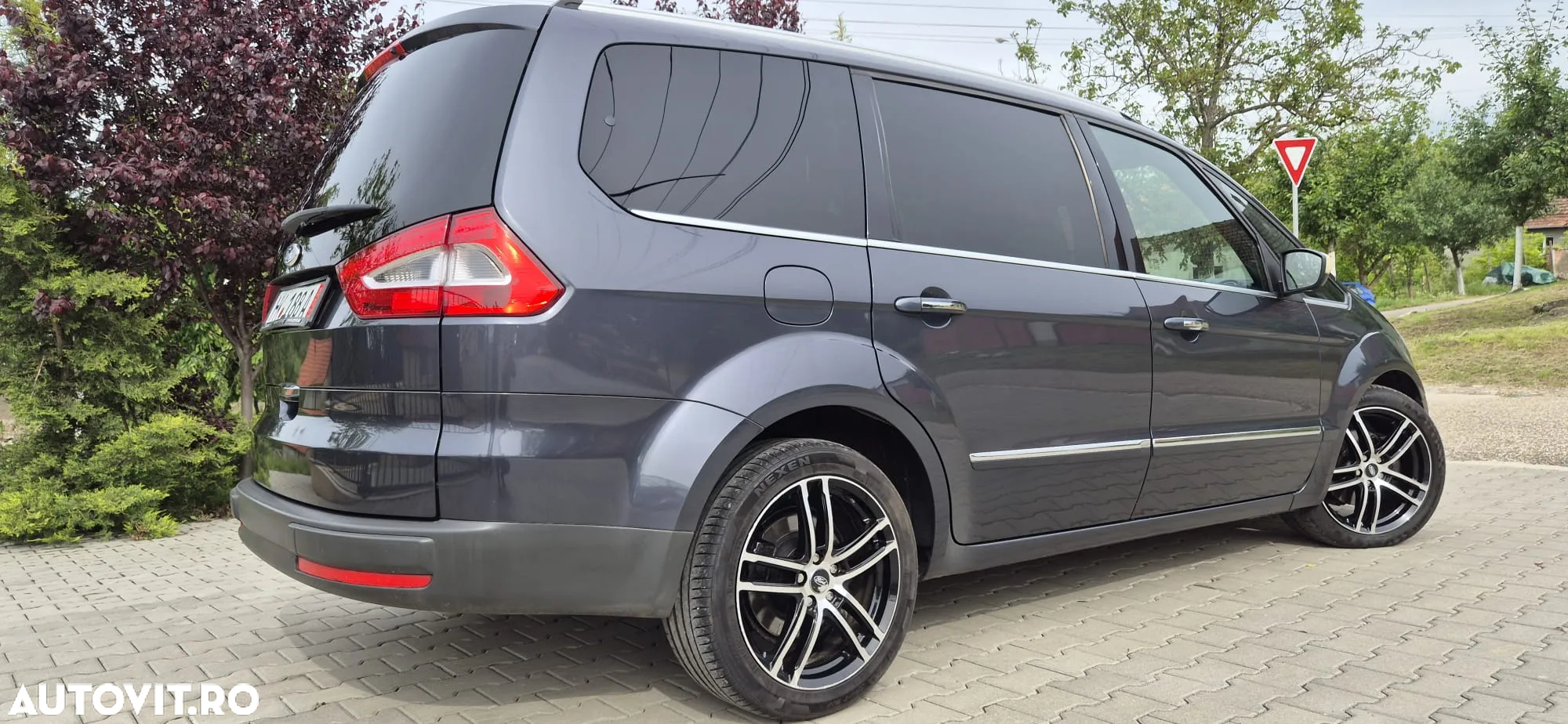 Ford Galaxy - 3