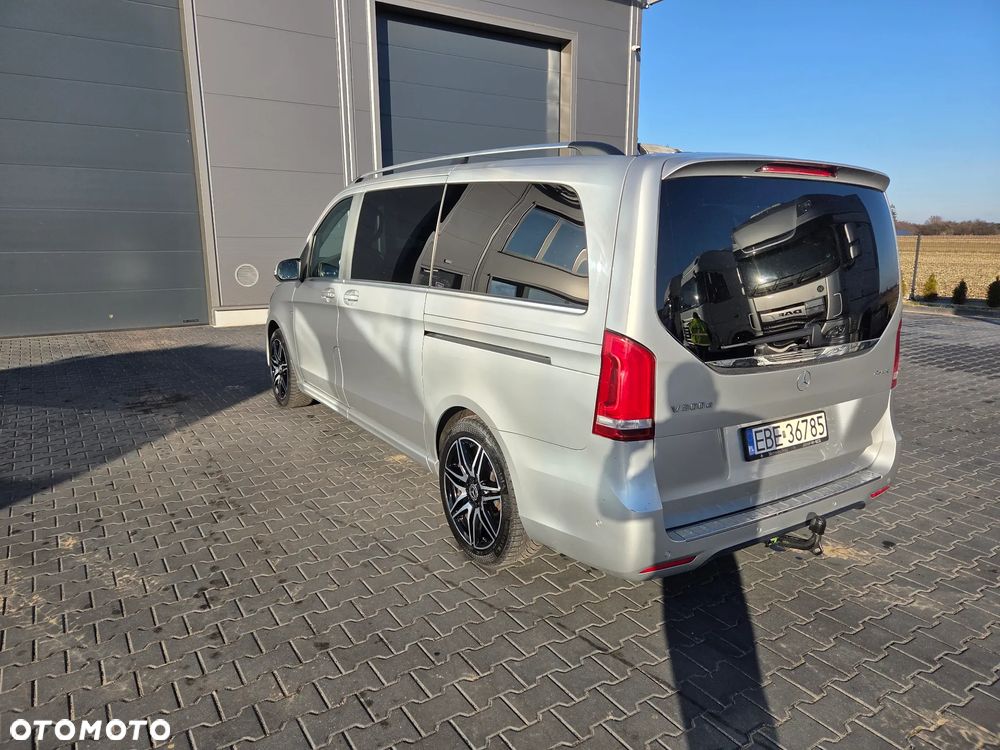 Mercedes-Benz Klasa V 300 d 4-Matic 9G-Tronic - 2