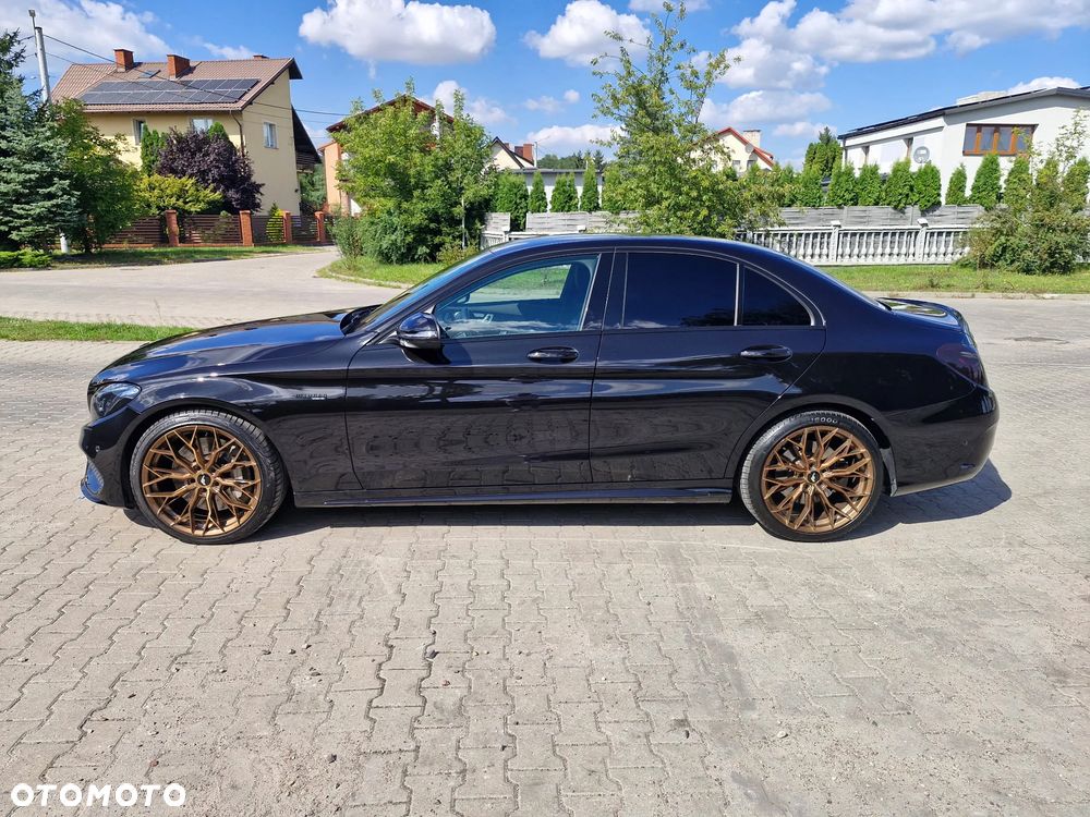 Mercedes-Benz Klasa C AMG 43 4-Matic - 4