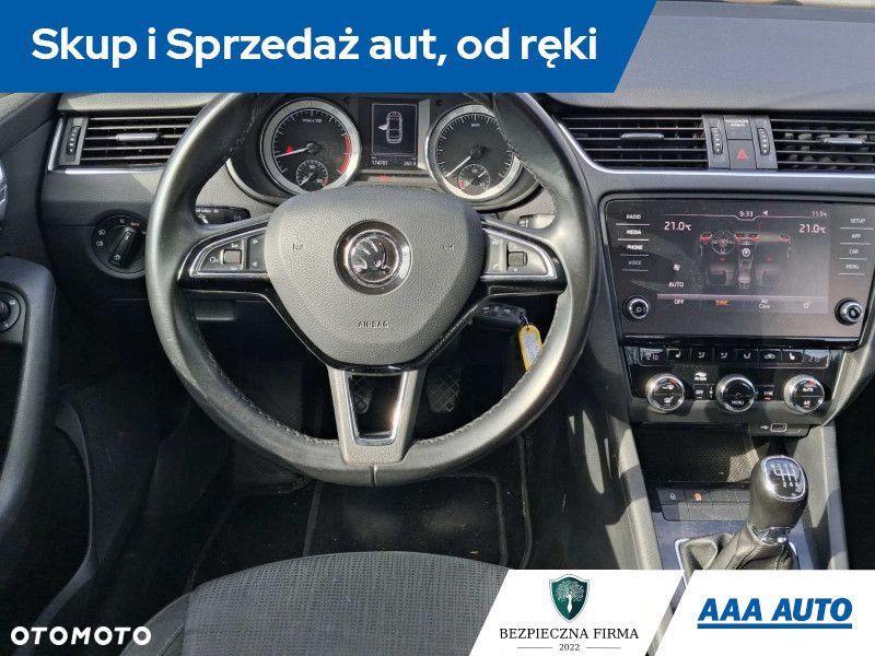 Skoda Octavia - 2