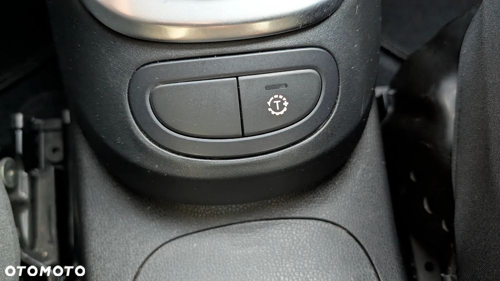 Fiat 500L 1.4 16V Trekking - 19