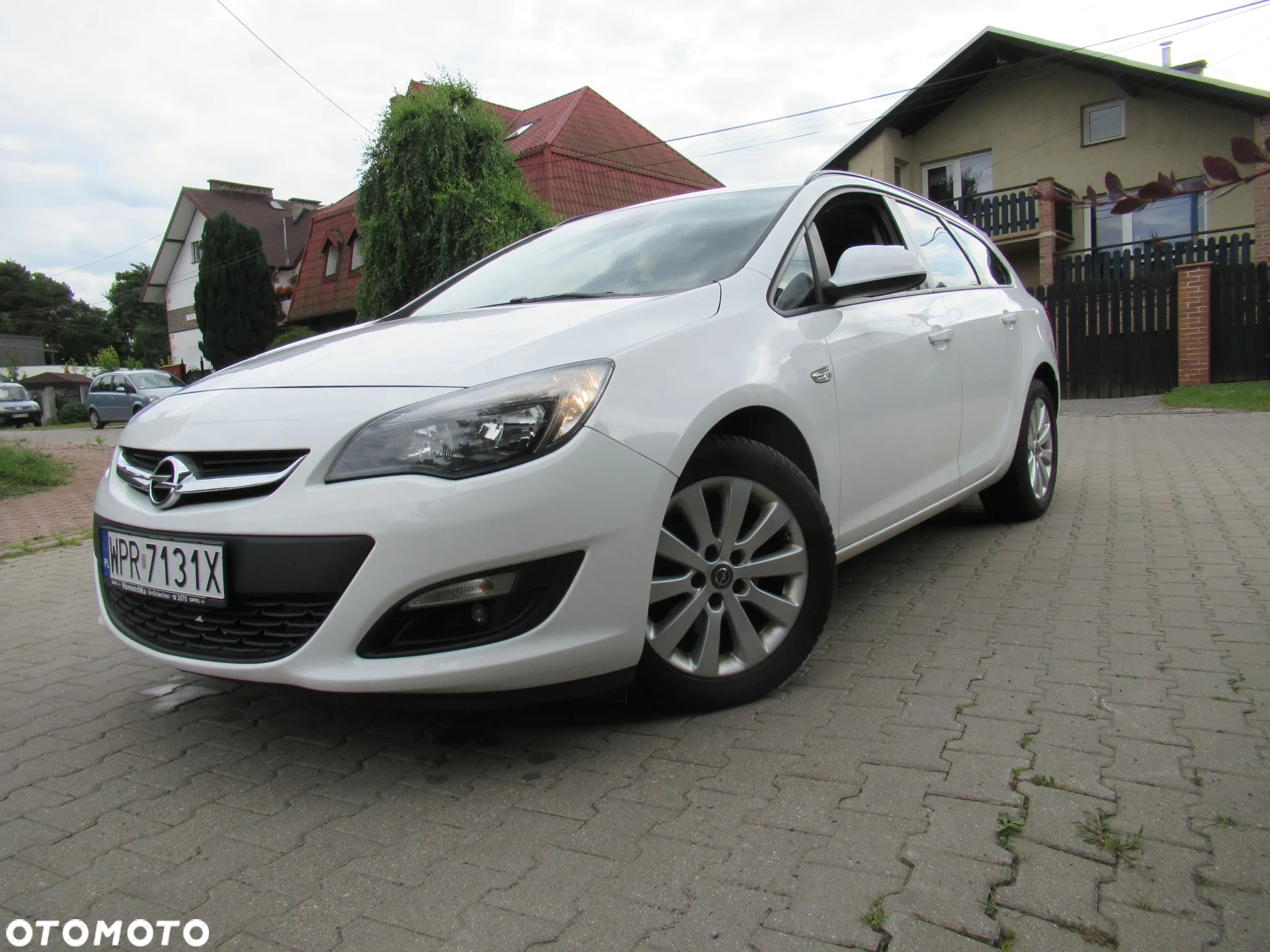 Opel Astra 1.6 CDTI DPF ecoFLEX Sports TourerStart/Stop Edition - 2