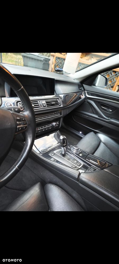 BMW Seria 5 520d Luxury Line - 16