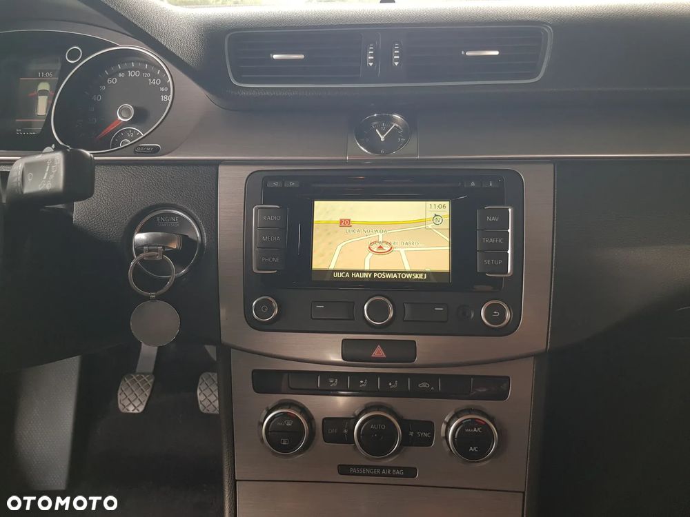 Volkswagen Passat 1.6 TDI BlueMotion - 18