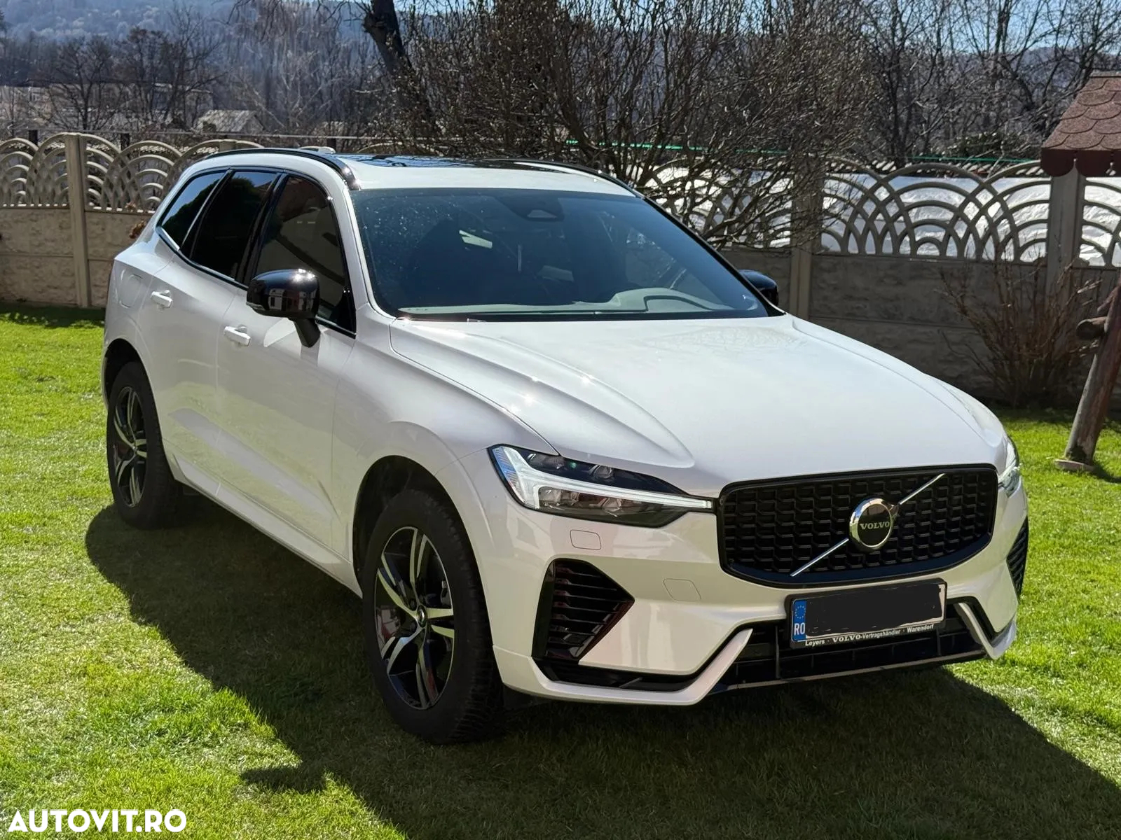 Volvo XC 60 T8 Twin Engine AWD R-Design - 2