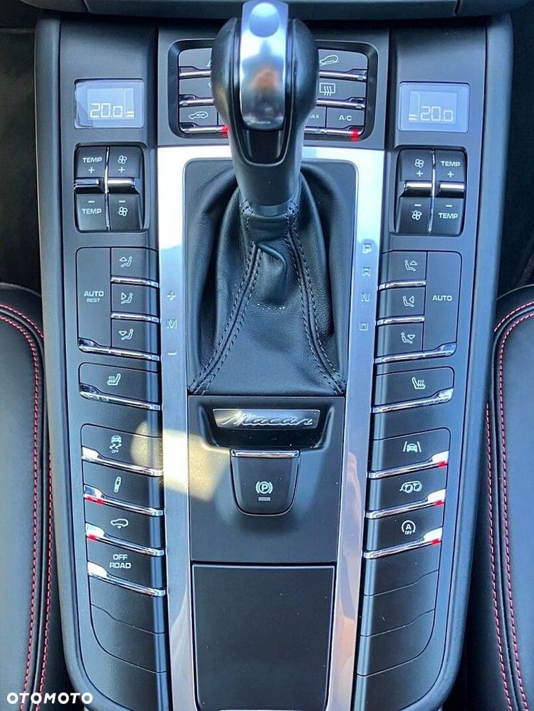 Porsche Macan GTS - 26