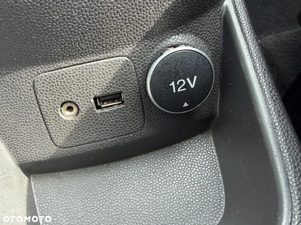 Ford Fiesta 1.5 TDCi SYNC Edition - 25