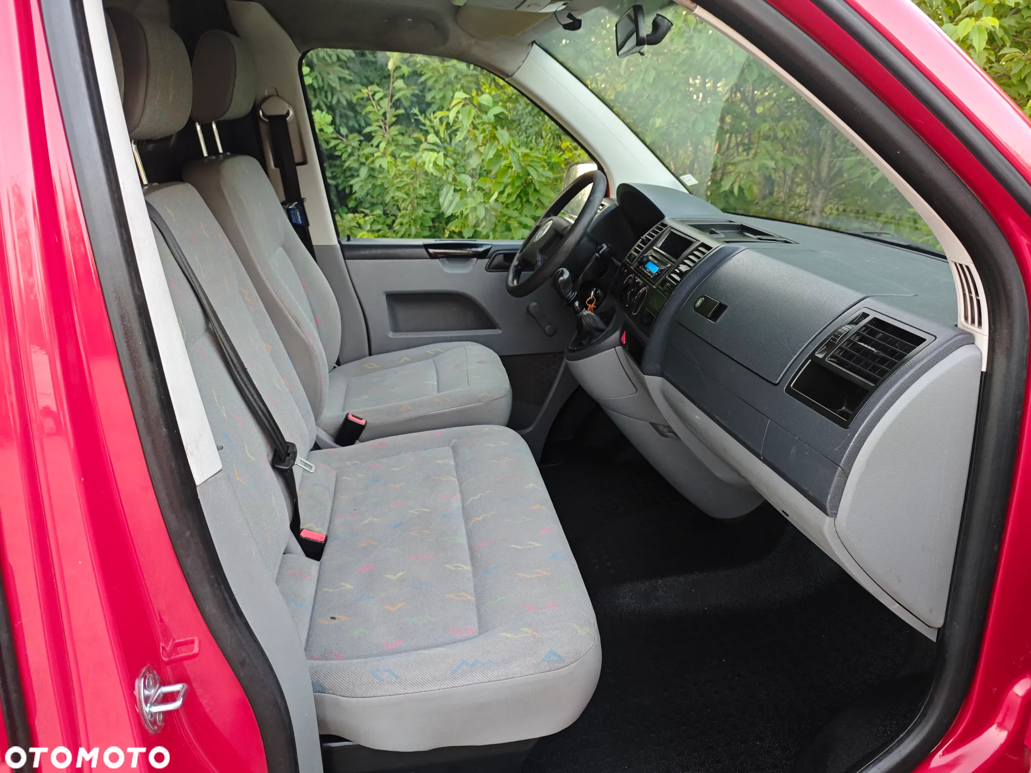 Volkswagen TRANSPORTER T5 - 6