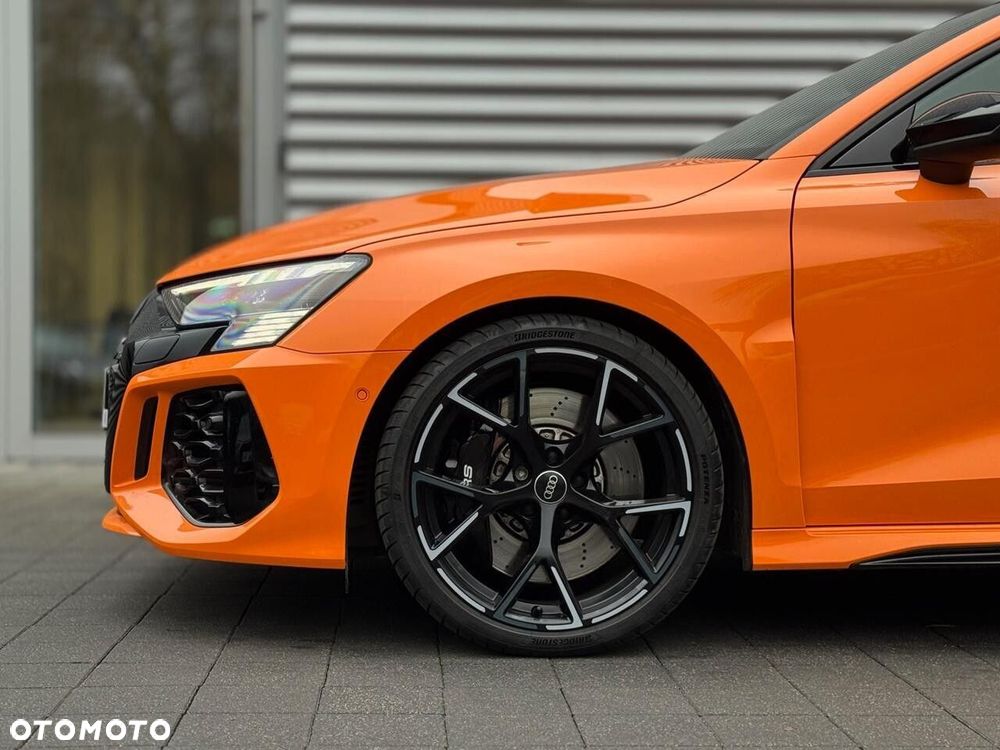 Audi RS3 Limousine - 10