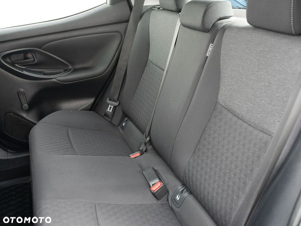 Toyota Yaris 1.5 Comfort - 23