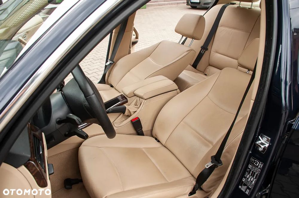BMW Seria 3 - 18