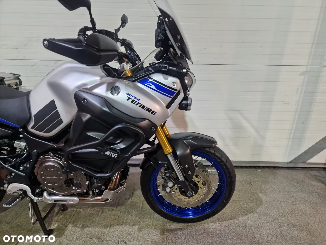 Yamaha XTZ - 18