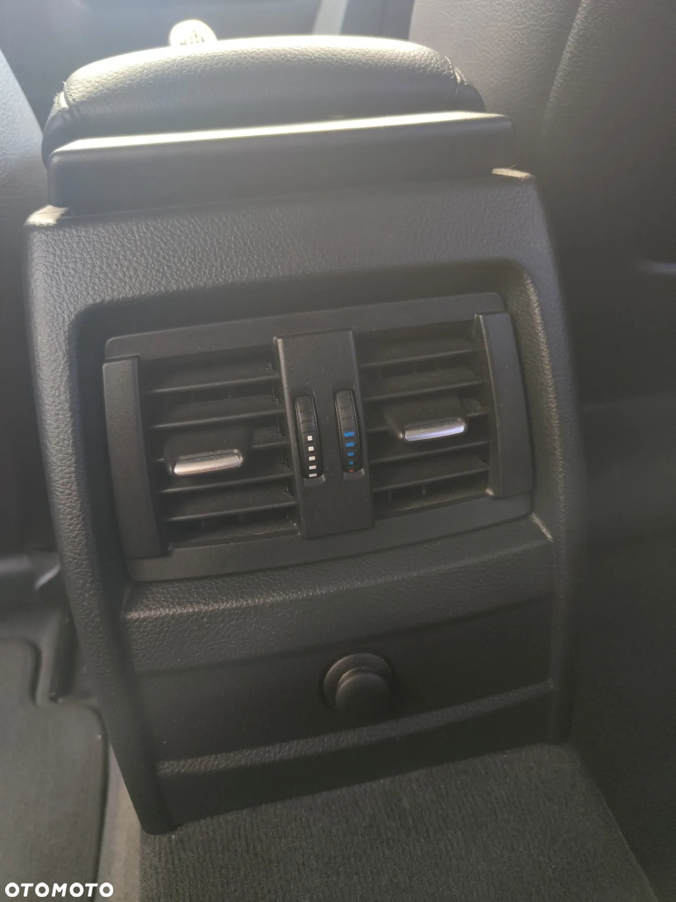 BMW Seria 3 318d Sport Line - 19