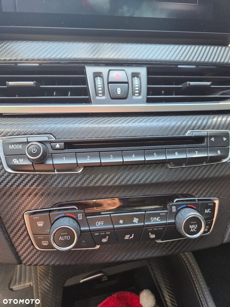 BMW X1 xDrive20d xLine - 14