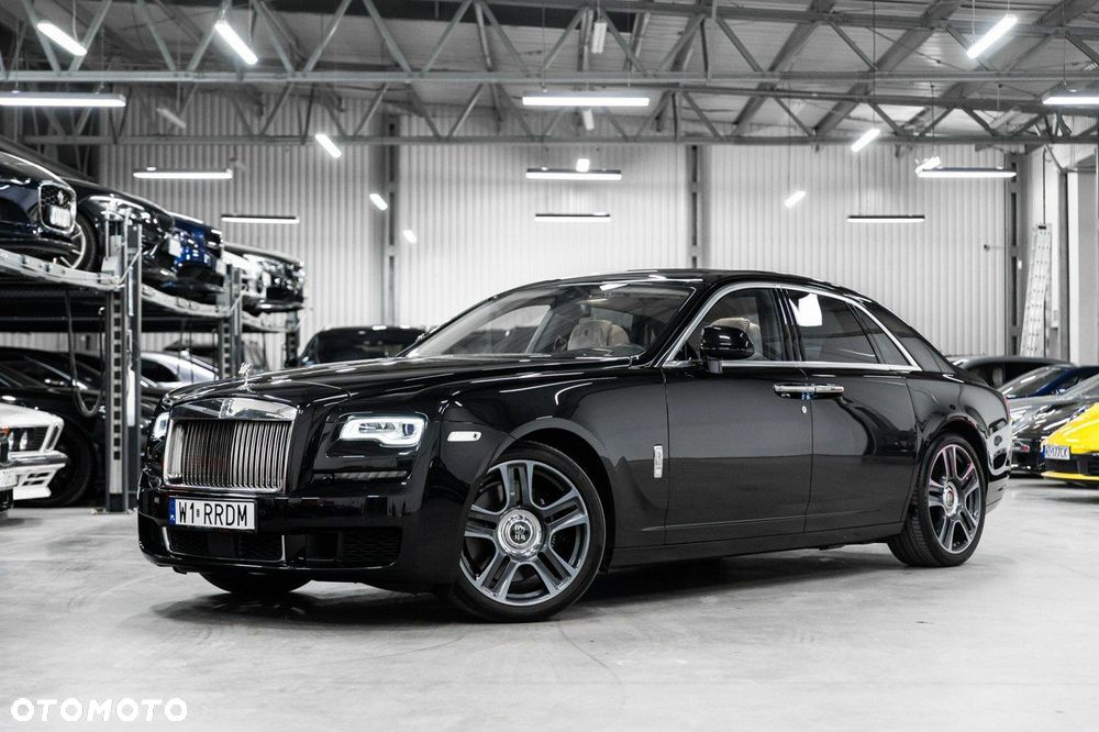 Rolls-Royce Ghost - 6