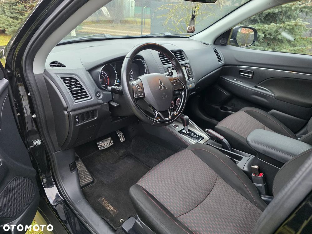Mitsubishi ASX 2.0 4WD CVT Plus - 21