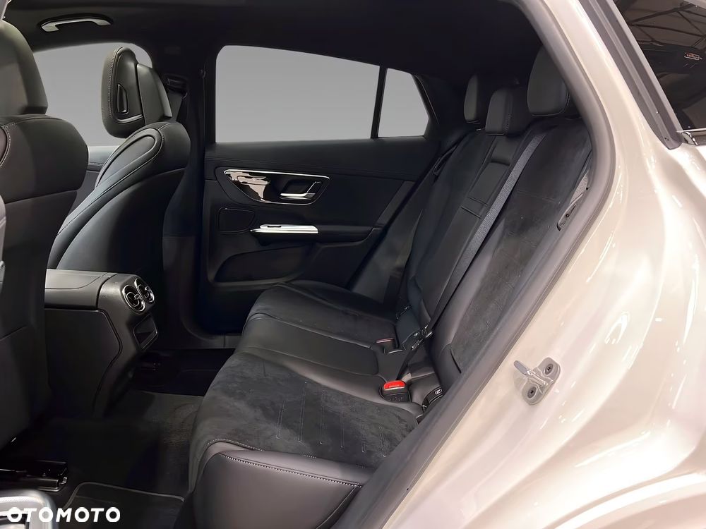 Mercedes-Benz GLC 220 d mHEV 4-Matic AMG Line - 16
