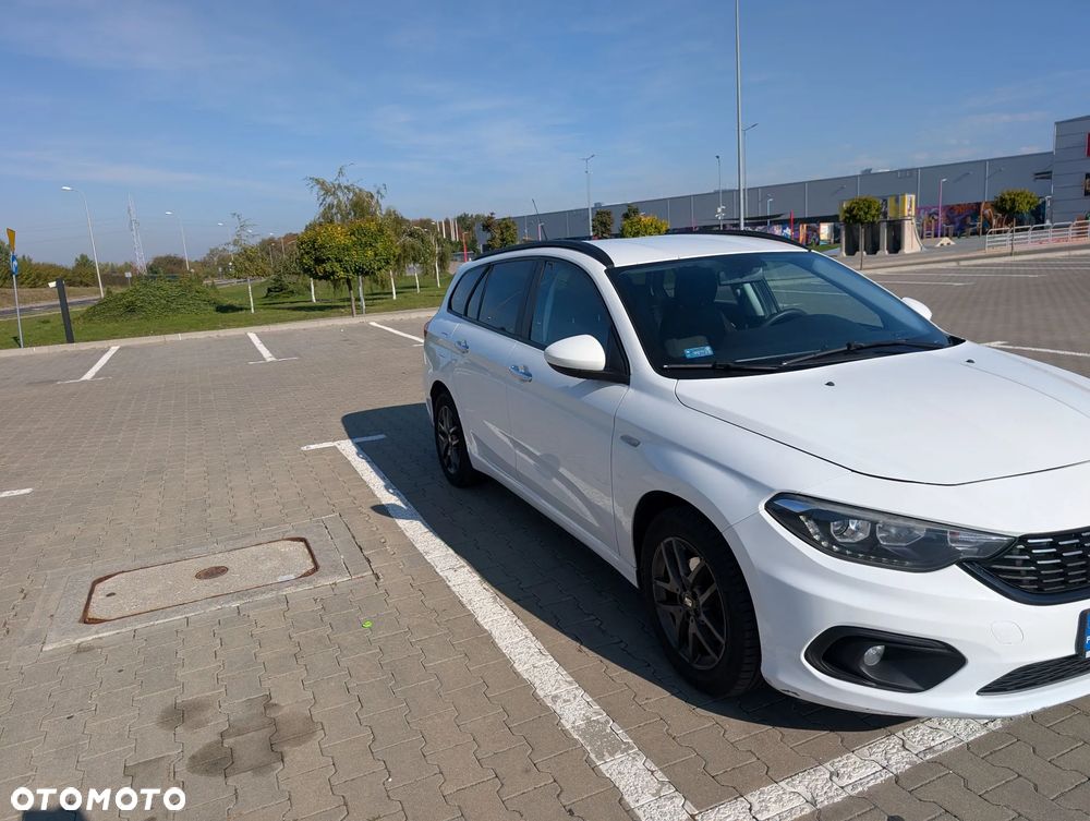 Fiat Tipo 1.4 T-Jet 16v Easy EU6d - 3