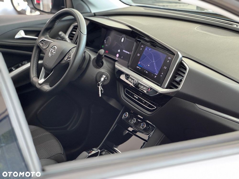 Opel Grandland 1.2 T Business Elegance S&S - 35