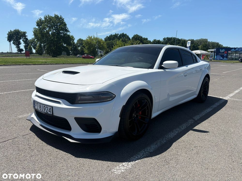 Dodge Charger 6.4 Scat Pack Widebody - 6