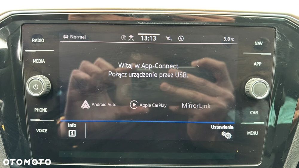 Volkswagen Passat - 25