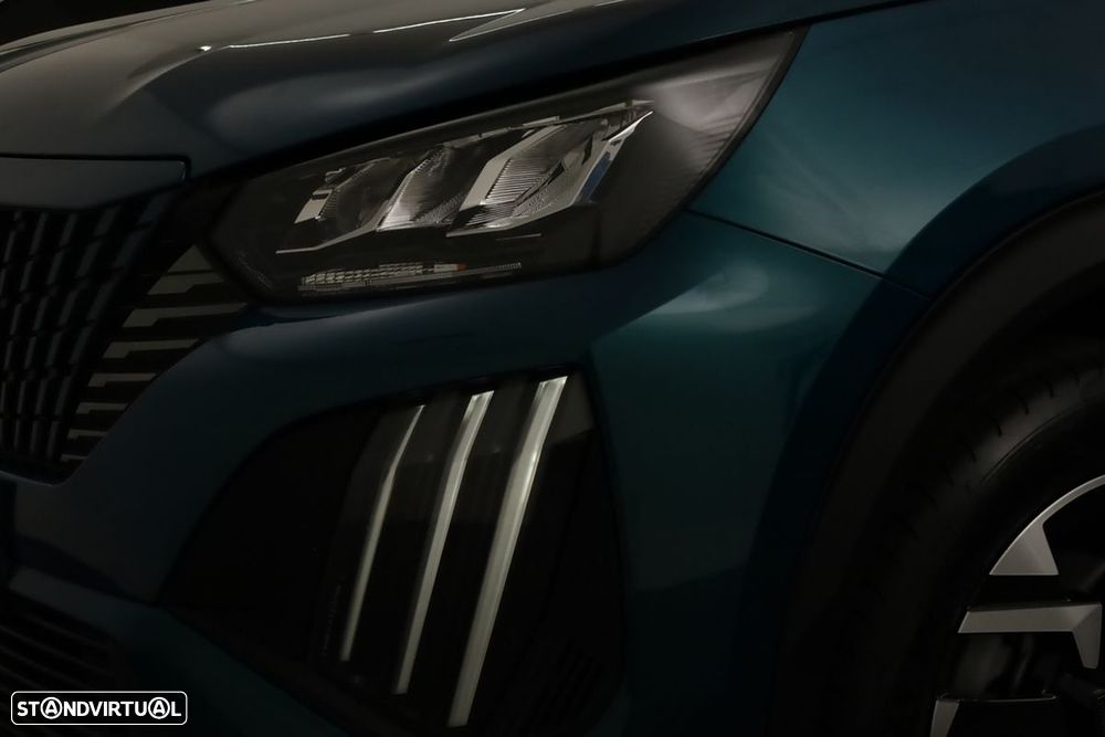 Peugeot 2008 1.2 PureTech Allure - 6