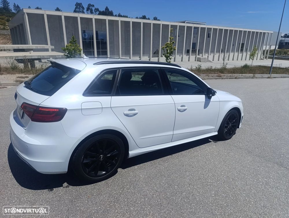 Audi A3 Sportback 1.6 TDI S-line - 4