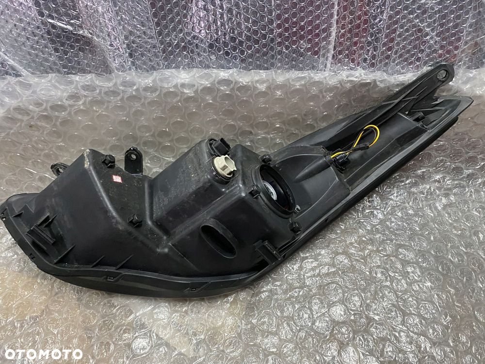 LAMPA PRAWA HYUNDAI ELANTRA JUNYAN LH-HU804 - 6