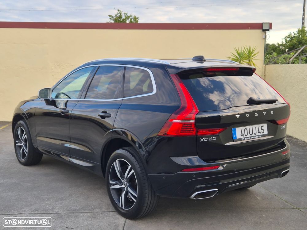 Volvo XC 60 2.0 D4 R-Design AWD Geartronic - 12