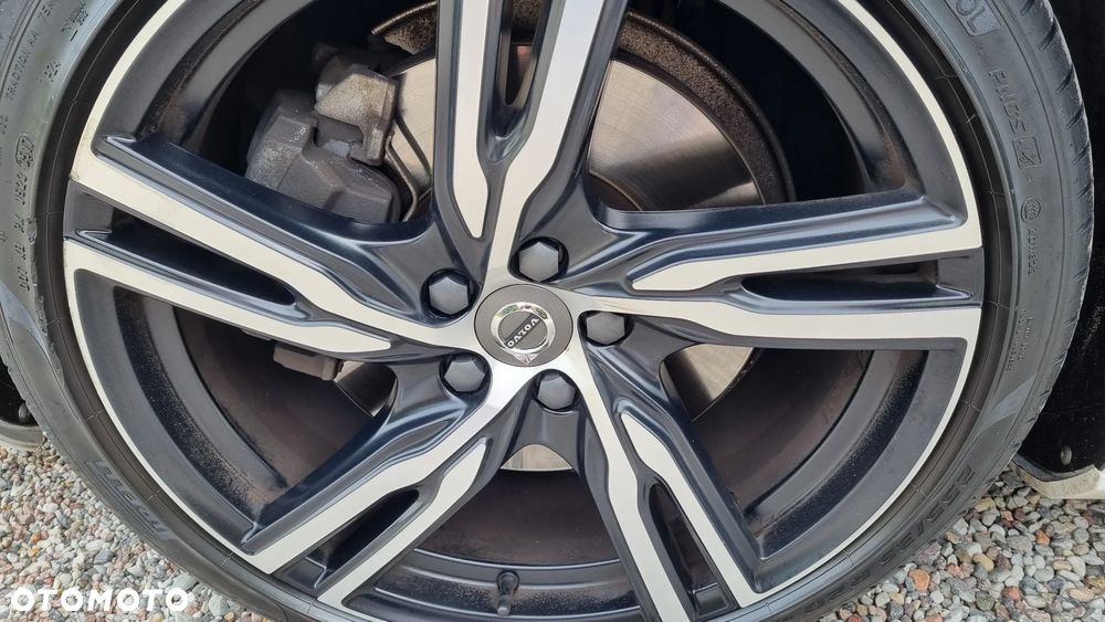 Volvo S90 T5 R-Design - 31