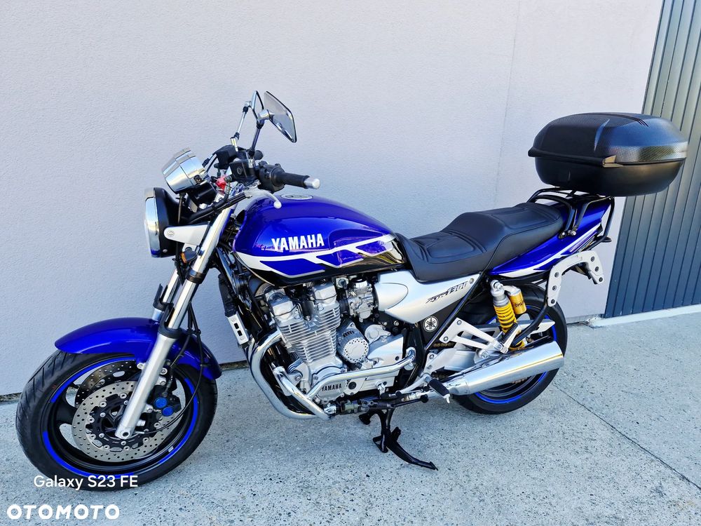 Yamaha XJR - 5