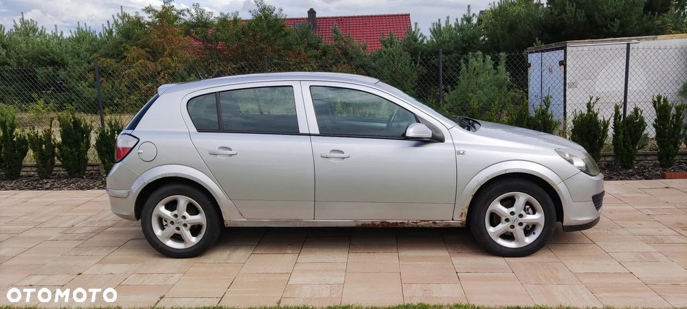 Opel Astra 1.3 CDTI Cosmo - 3