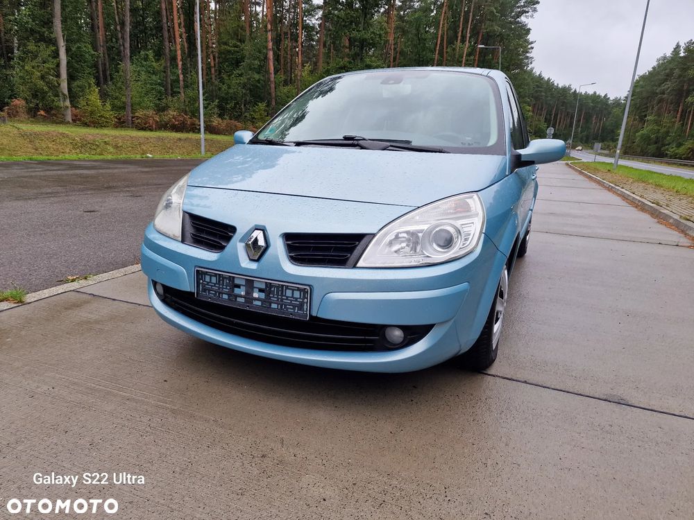 Renault Scenic 1.6 16V Emotion - 8