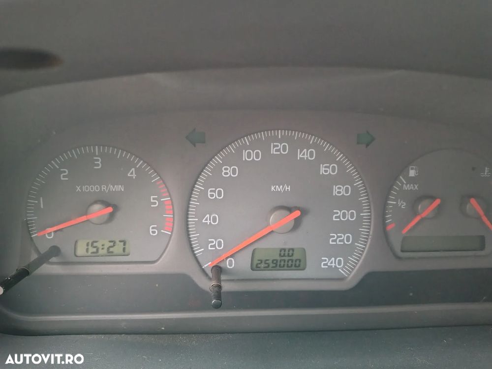 Volvo V40 1.9 D Classic Limited Edition - 2