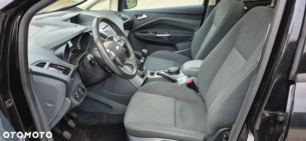 Ford C-MAX - 12