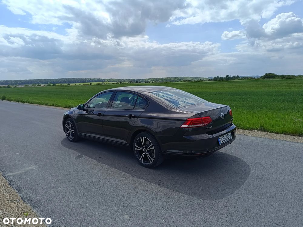 Volkswagen Passat 2.0 TDI BMT Trendline - 7